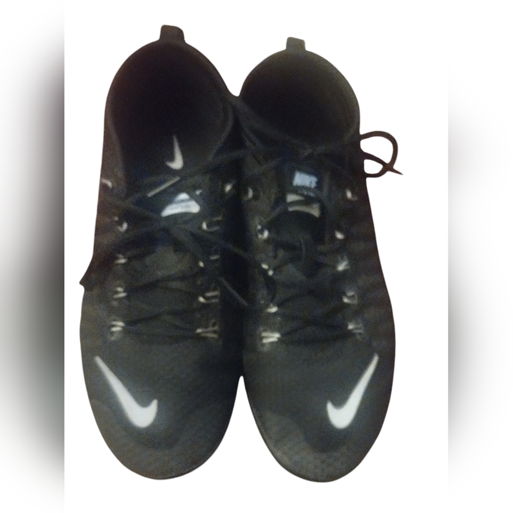 Nike cross training shoes